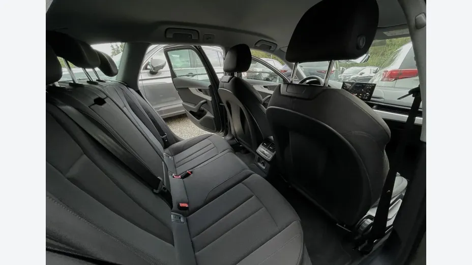 AUDI A4 Avant -