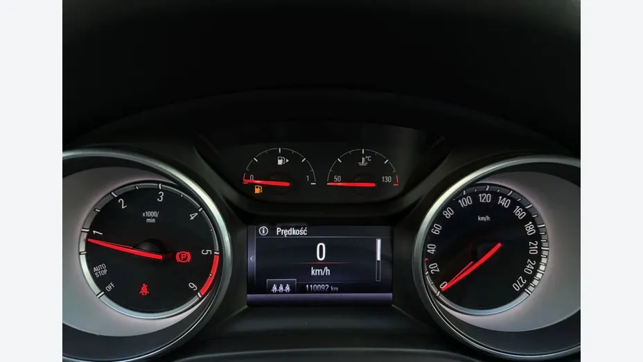 OPEL Insignia -