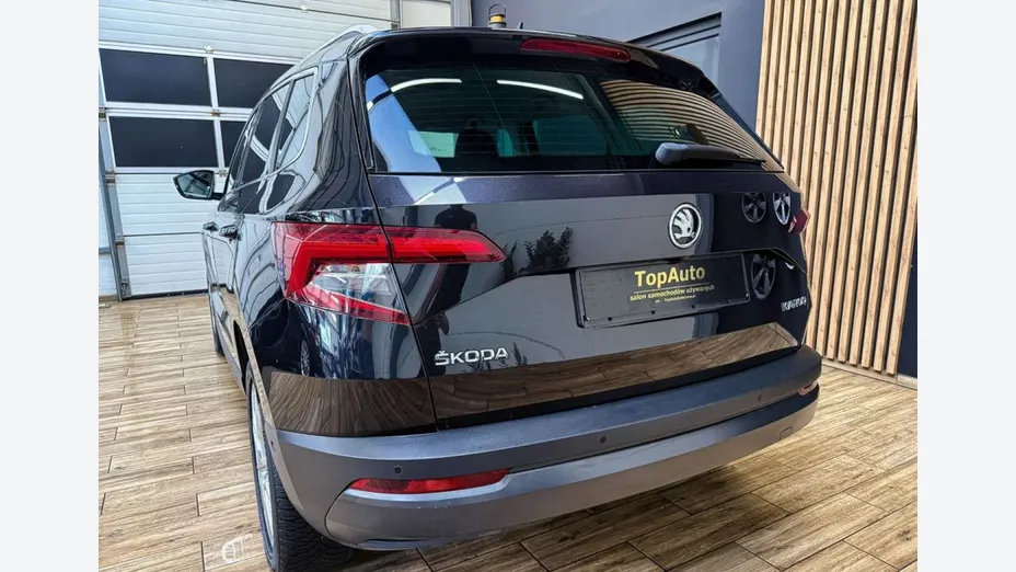 SKODA Karoq -