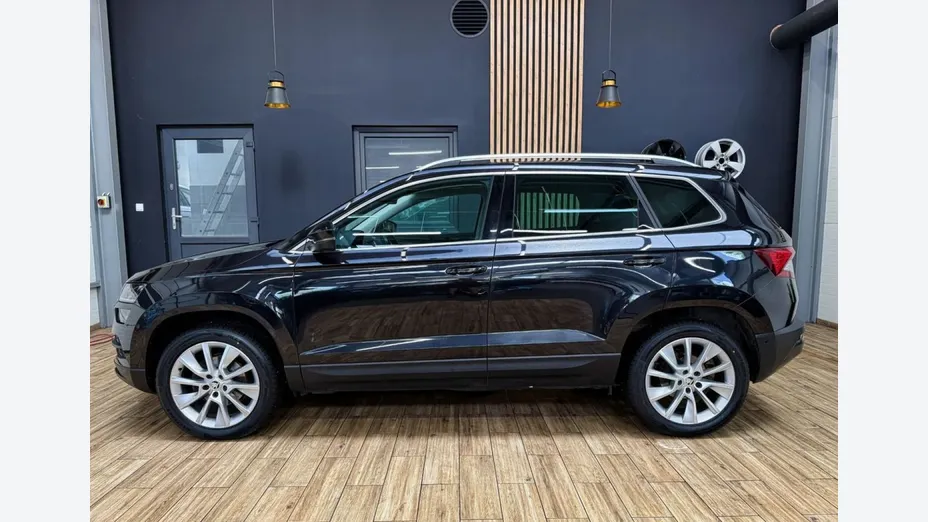 SKODA Karoq -