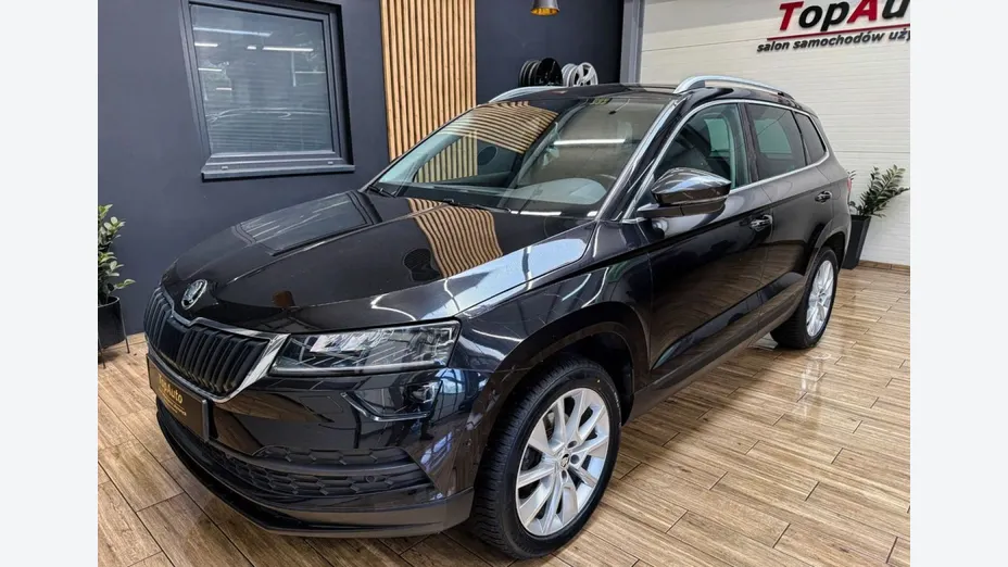 SKODA Karoq -