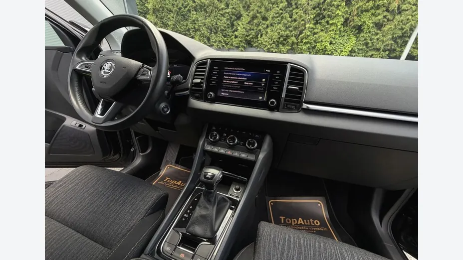 SKODA Karoq -