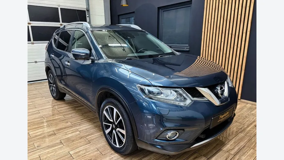 NISSAN X-Trail -
