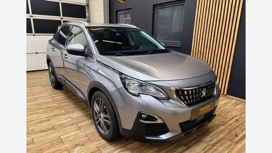 PEUGEOT 3008 -