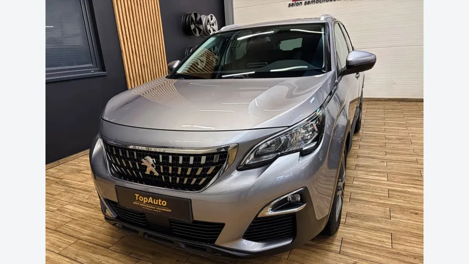 PEUGEOT 3008 -