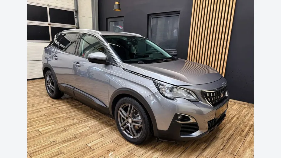 PEUGEOT 3008 -
