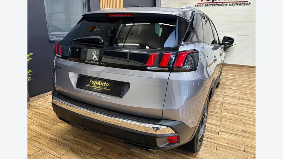PEUGEOT 3008 -