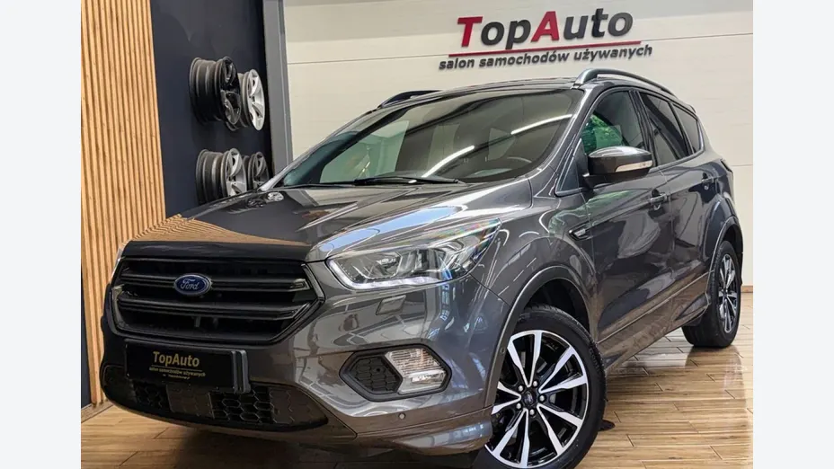 FORD Kuga -