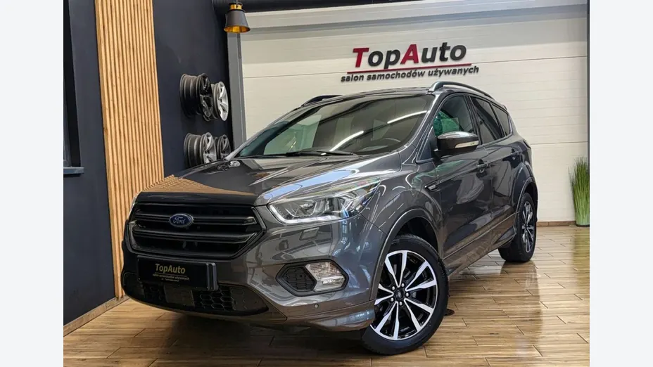 FORD Kuga -