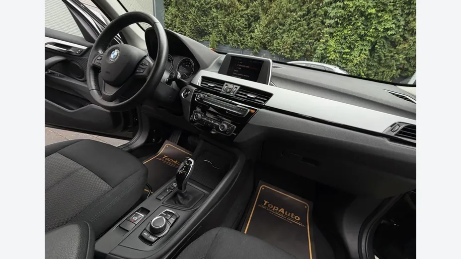 BMW X1 -