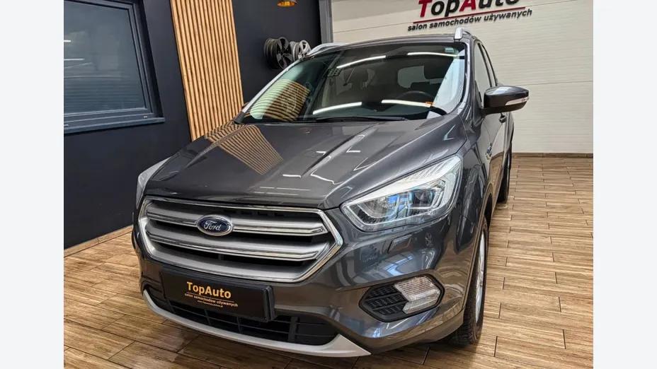 FORD Kuga -