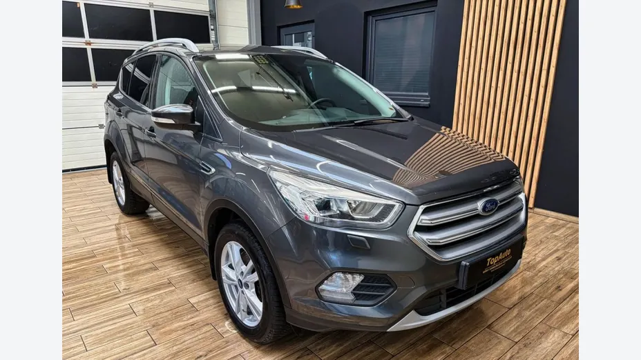 FORD Kuga -