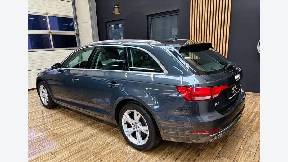 AUDI A4 Avant -