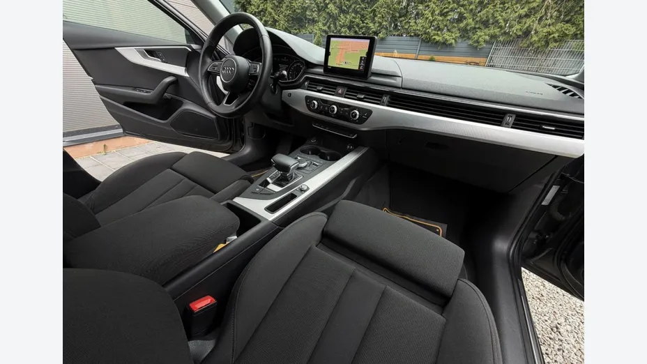 AUDI A4 Avant -