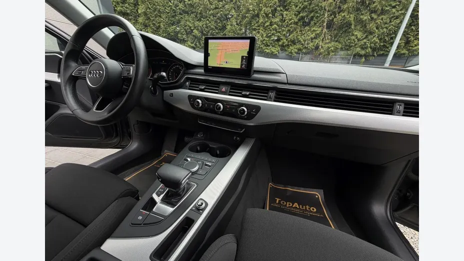 AUDI A4 Avant -
