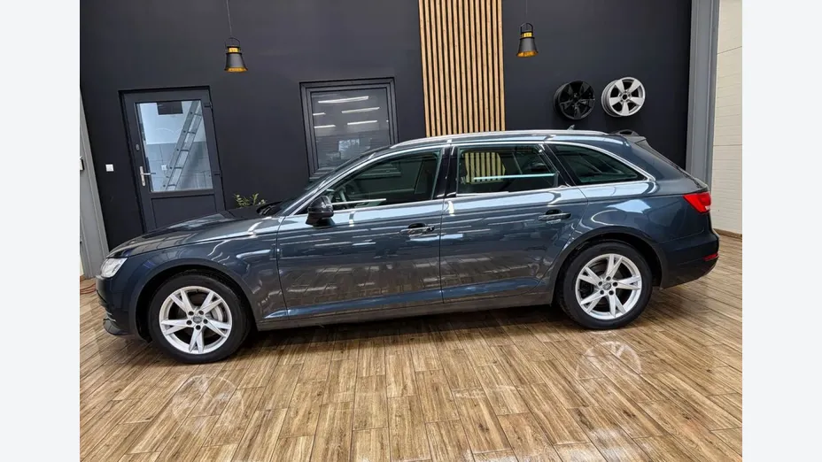 AUDI A4 Avant -