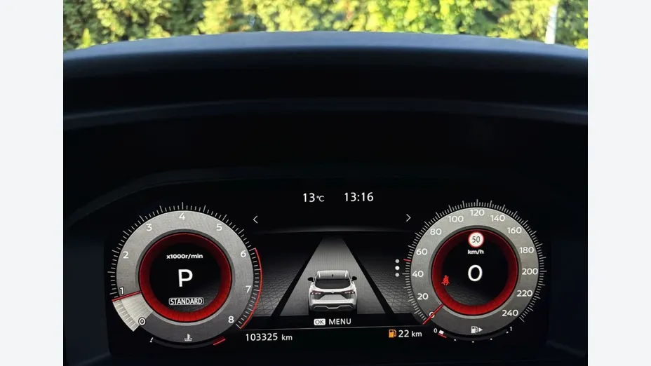 NISSAN Qashqai -