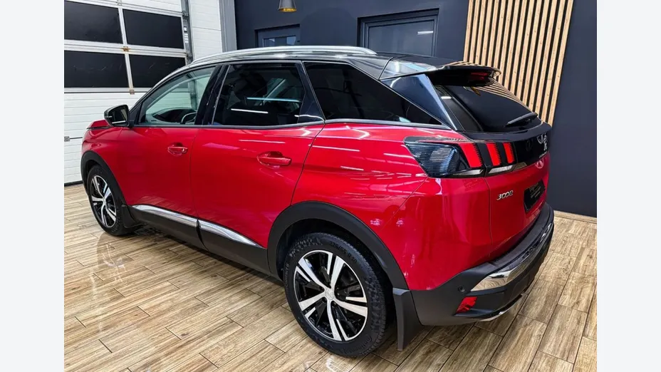 PEUGEOT 3008 -
