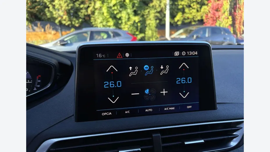 PEUGEOT 3008 -