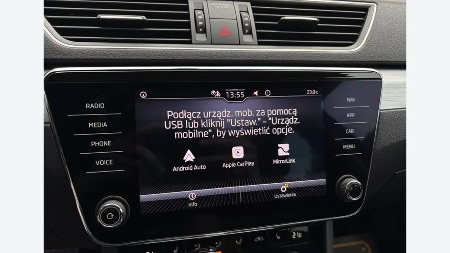 SKODA Superb -
