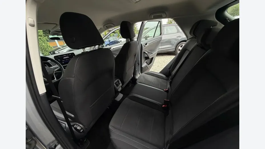 VOLKSWAGEN T-ROC -