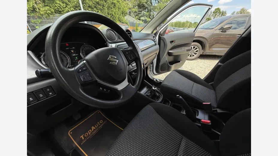 SUZUKI Vitara -