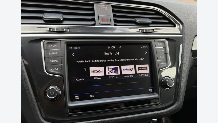 VOLKSWAGEN Tiguan -
