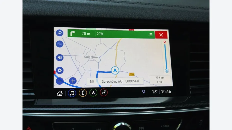 OPEL Insignia -
