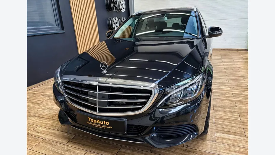 MERCEDES-BENZ C Klasa -