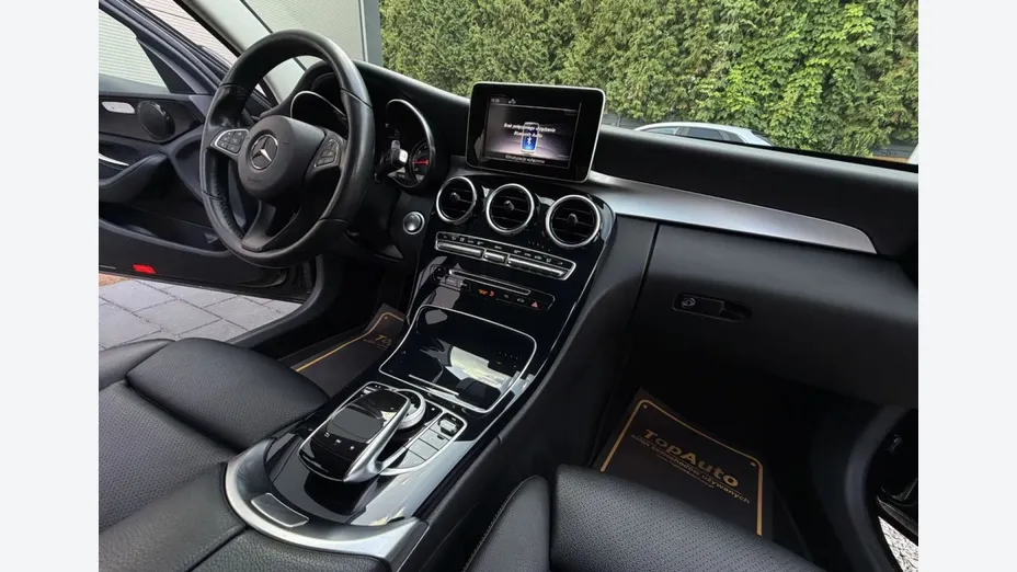 MERCEDES-BENZ C Klasa -