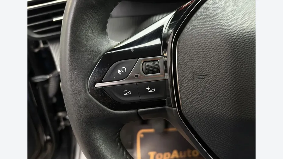 PEUGEOT 2008 -