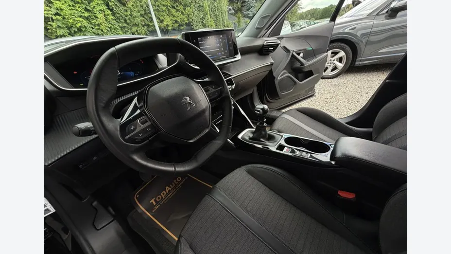 PEUGEOT 2008 -