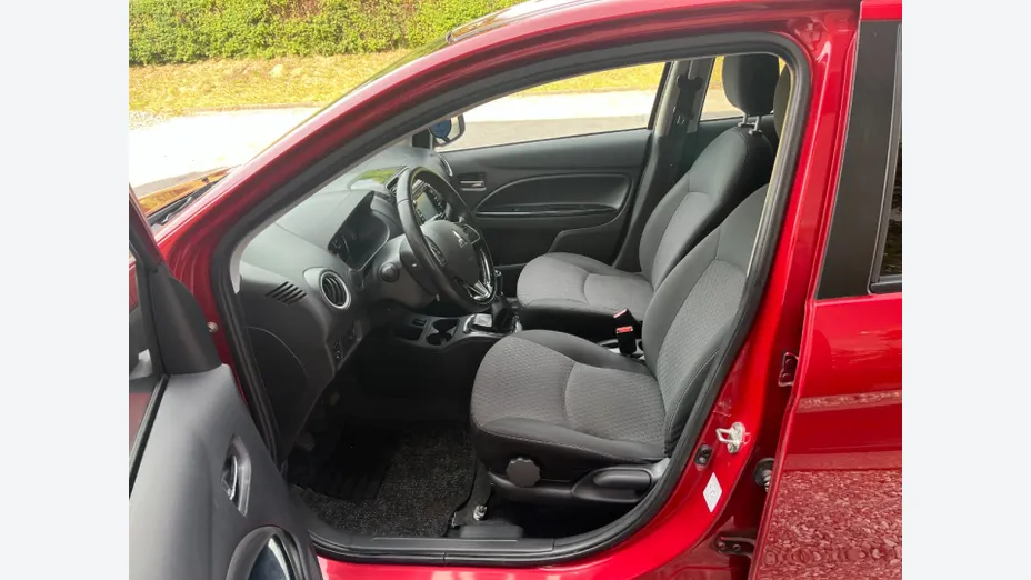 MITSUBISHI Space Star -
