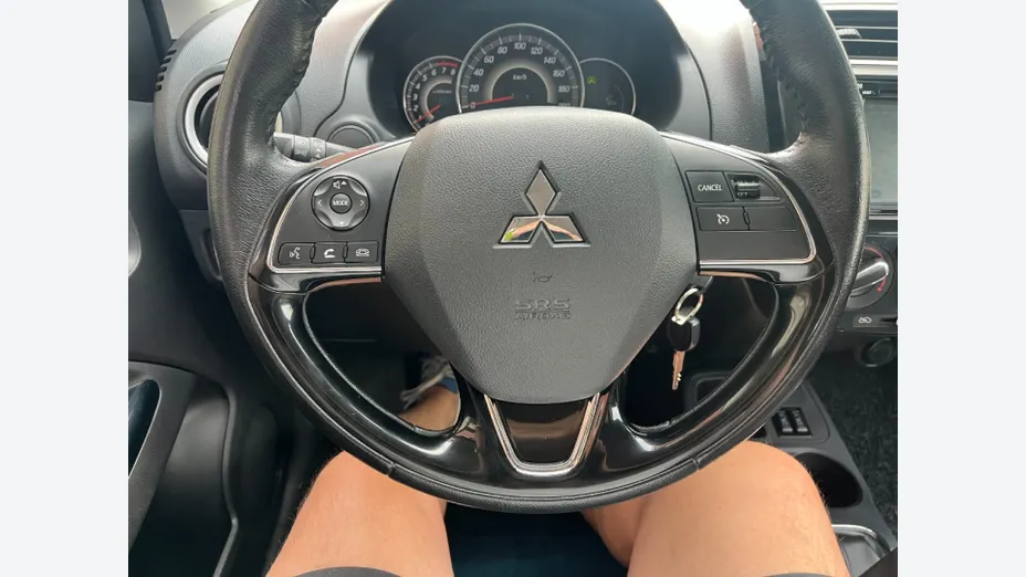 MITSUBISHI Space Star -