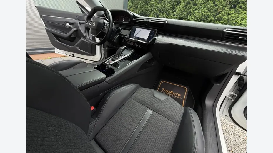 PEUGEOT 508 -