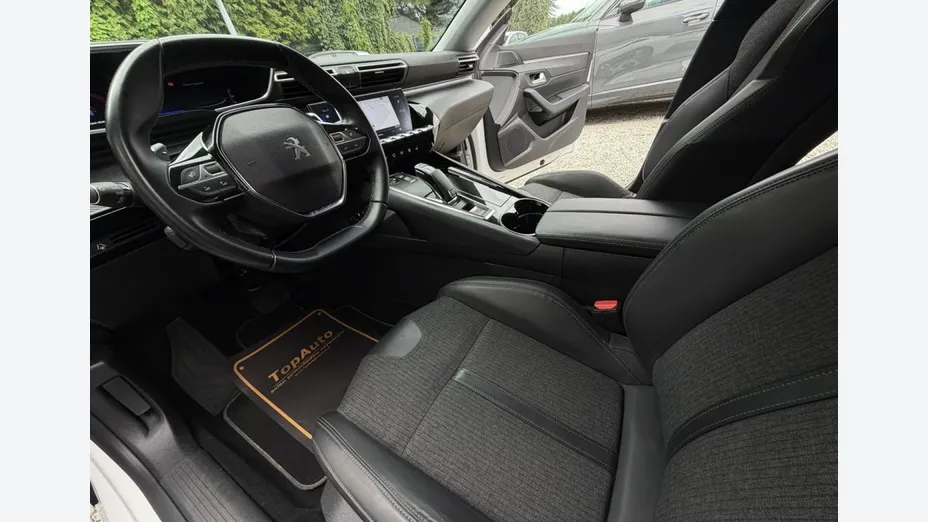 PEUGEOT 508 -
