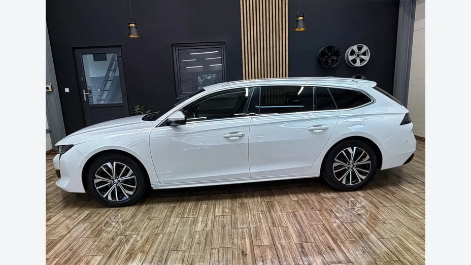 PEUGEOT 508 -