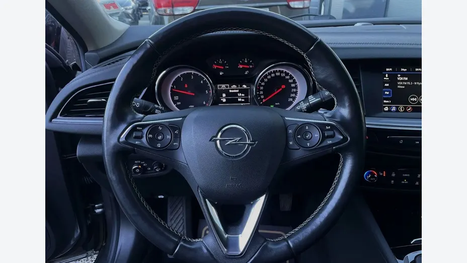 OPEL Insignia -