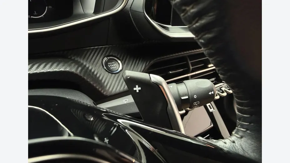 PEUGEOT 2008 -