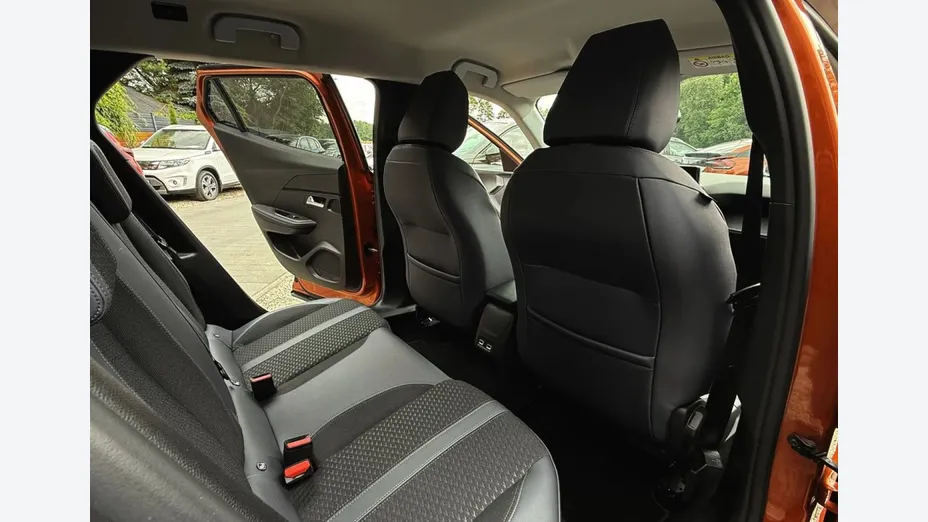 PEUGEOT 2008 -