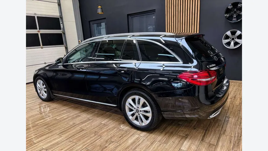 MERCEDES-BENZ C Klasa -