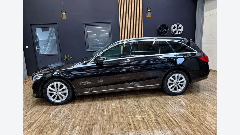 MERCEDES-BENZ C Klasa -