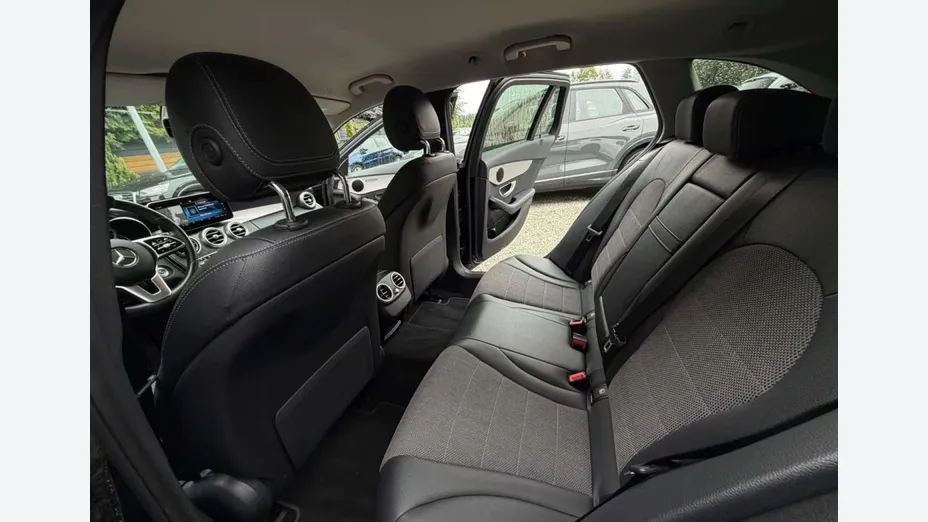 MERCEDES-BENZ C Klasa -
