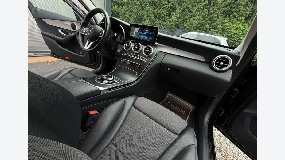 MERCEDES-BENZ C Klasa -