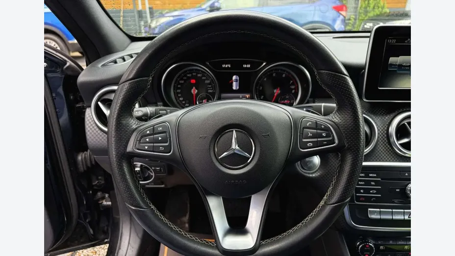 MERCEDES-BENZ A Klasa -
