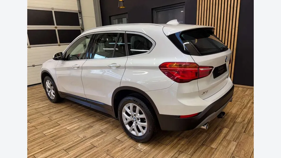 BMW X1 -
