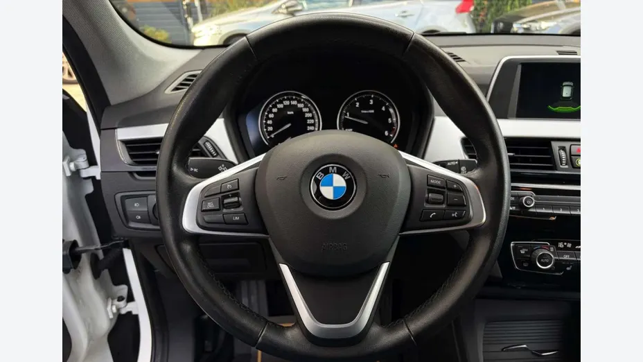 BMW X1 -