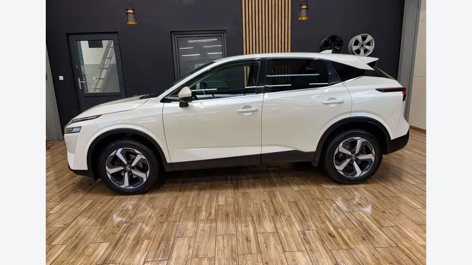 NISSAN Qashqai -