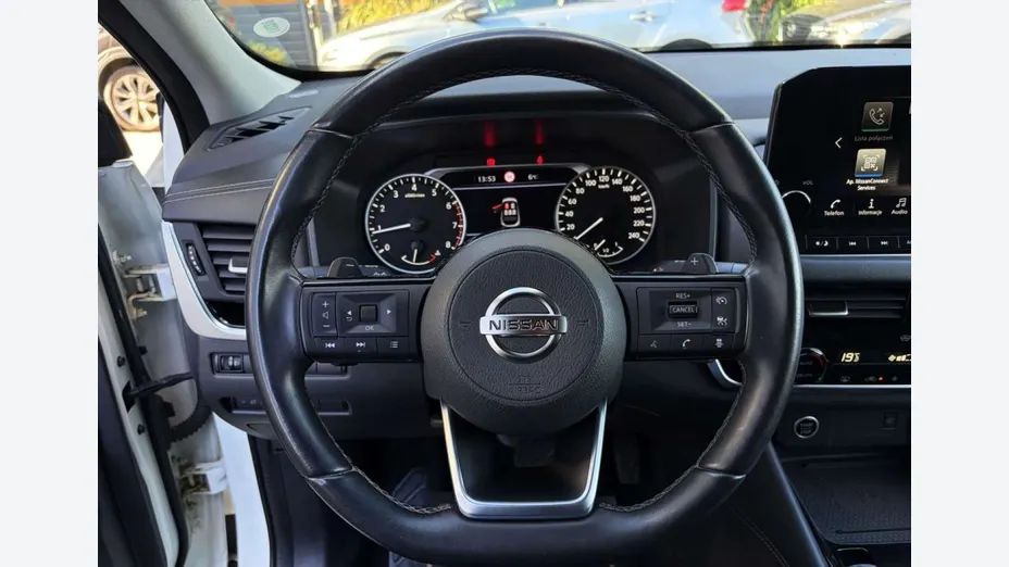 NISSAN Qashqai -
