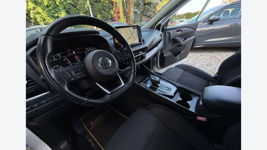 NISSAN Qashqai -
